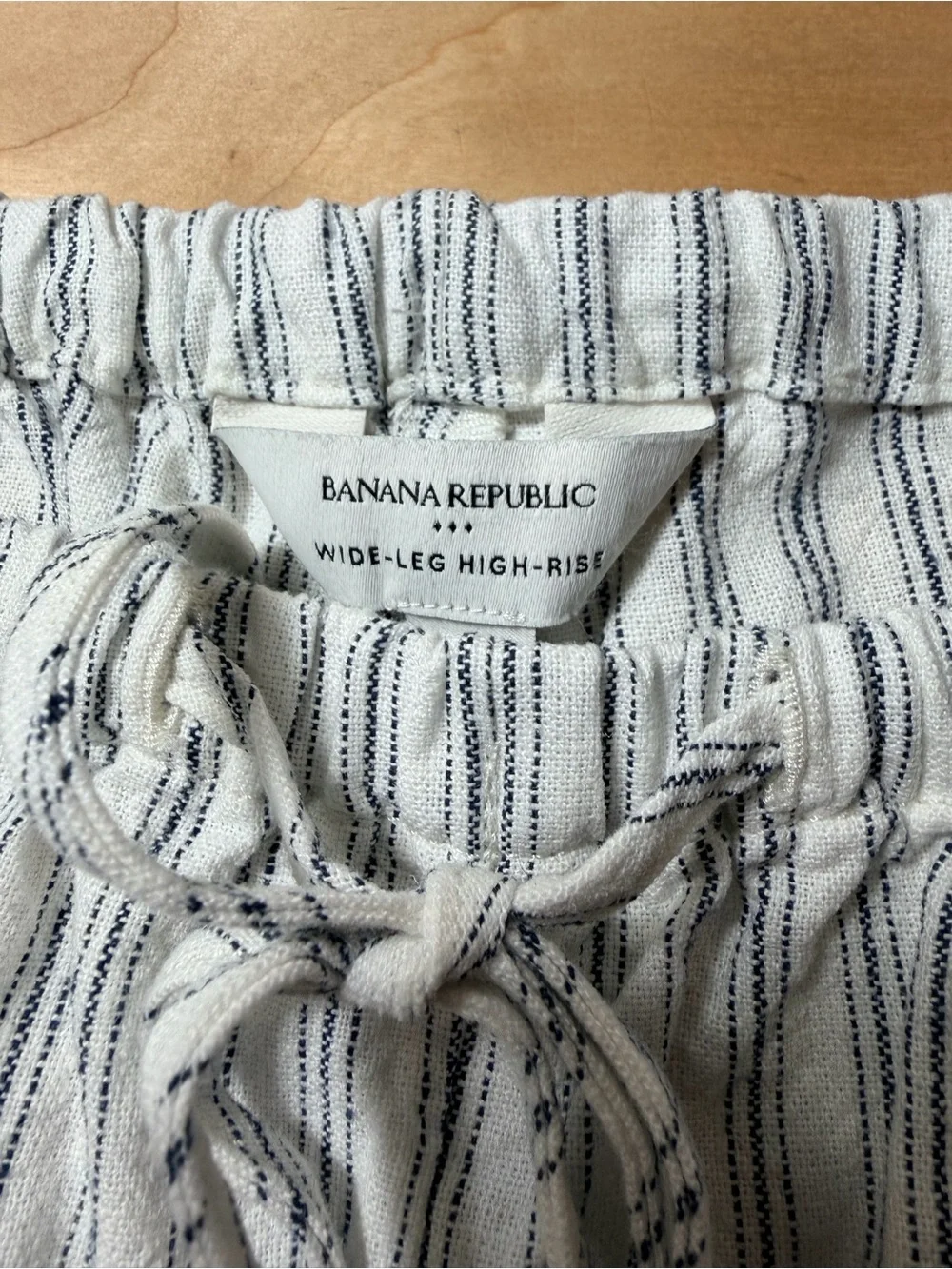 Banana Republic Women’s Wide Leg Linen Striped Drawstring Pants